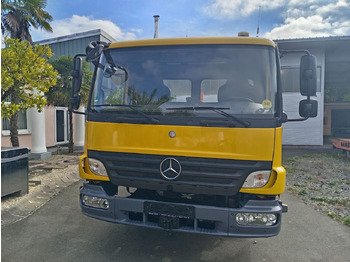Transporter kontejnera/ Kamion s izmjenjivim sanducima MERCEDES-BENZ