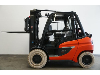 Plinski viličar Linde H 50 T 1204-01: slika Plinski viličar Linde H 50 T 1204-01