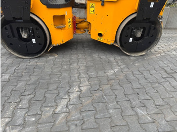 Cestovni valjak JCB VMT 430-130: slika Cestovni valjak JCB VMT 430-130