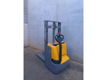 Slagač stoga JUNGHEINRICH EJC