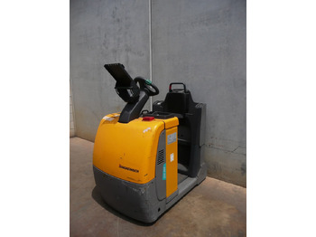 Vučni traktor JUNGHEINRICH