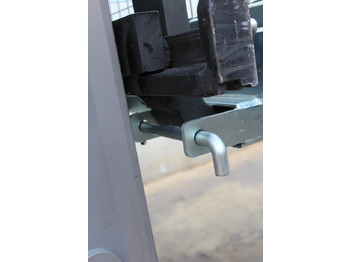 Priključak za Oprema za rukovanje materijalima PLATAFORMA DE TRABAJO: slika Priključak za Oprema za rukovanje materijalima PLATAFORMA DE TRABAJO Priključak za Oprema za rukovanje materijalima PLATAFORMA DE TRABAJO: slika Priključak za Oprema za rukovanje materijalima PLATAFORMA DE TRABAJO