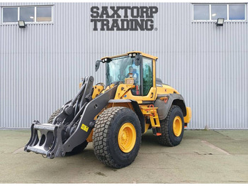 Utovarivač na kotačima VOLVO L120H