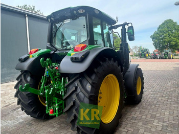 Traktor JOHN DEERE 6120M
