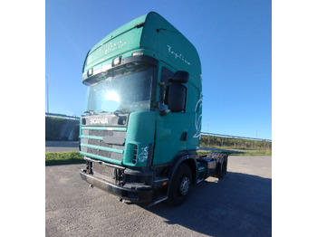 Tegljač SCANIA 124 420: slika Tegljač SCANIA 124 420