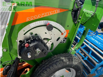 Sijačica Amazone d 9 / 3000 special: slika Sijačica Amazone d 9 / 3000 special Sijačica Amazone d 9 / 3000 special: slika Sijačica Amazone d 9 / 3000 special