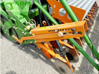 Kombajn i sijačica Amazone kg3000/ad303 special säkombination: slika Kombajn i sijačica Amazone kg3000/ad303 special säkombination