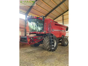 Kombajn za žetvu CASE IH