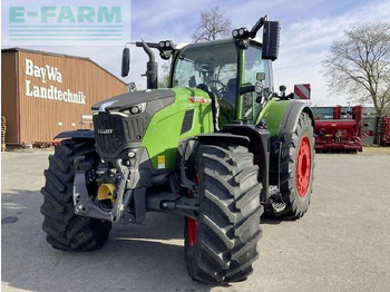 Traktor FENDT 728 Vario