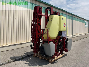 Vučena prskalica Hardi Mega 1200: slika Vučena prskalica Hardi Mega 1200