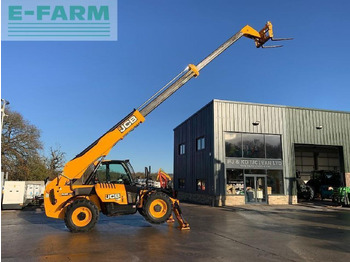 Teleskopski rukovatelj JCB