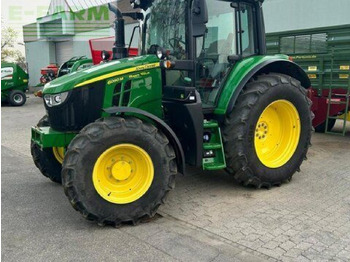 Traktor John Deere 6090m: slika Traktor John Deere 6090m