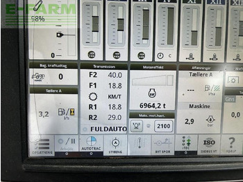 Traktor John Deere 6215r: slika Traktor John Deere 6215r