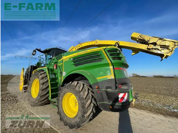 Silažni kombajn John Deere 8700i: slika Silažni kombajn John Deere 8700i
