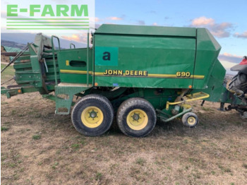 Kvadratna balirka John Deere John Deere 690: slika Kvadratna balirka John Deere John Deere 690