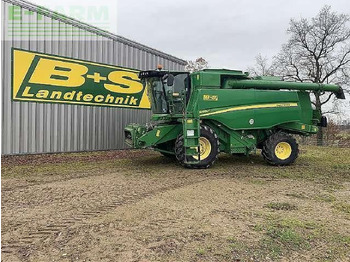 Kombajn za žetvu JOHN DEERE W660