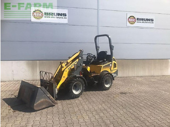 Utovarivač na kotačima MANITOU