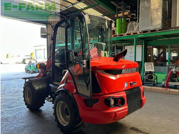 Zglobni utovarivač Manitou mla5-50: slika Zglobni utovarivač Manitou mla5-50