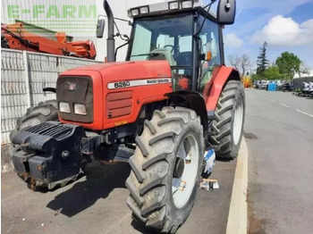 Traktor MASSEY FERGUSON 6260