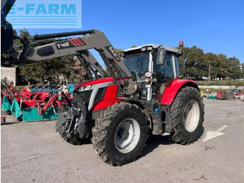 Traktor MASSEY FERGUSON 100 series