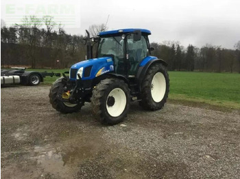 Traktor NEW HOLLAND T6020