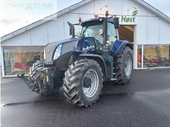 Traktor NEW HOLLAND T8