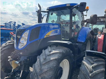 Traktor NEW HOLLAND T6000
