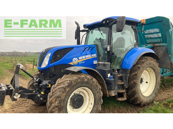 Traktor NEW HOLLAND T7