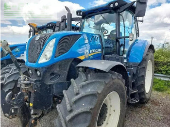 Traktor NEW HOLLAND T7