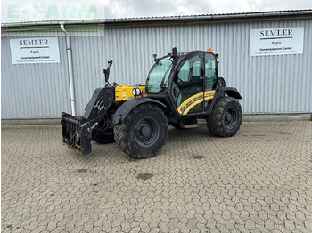 Teleskopski rukovatelj NEW HOLLAND