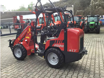 Utovarivač na kotačima Schäffer 2028 slt: slika Utovarivač na kotačima Schäffer 2028 slt