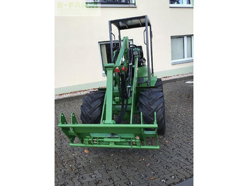 Mini bager Striegel 305: slika Mini bager Striegel 305