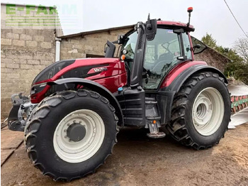 Traktor VALTRA T174