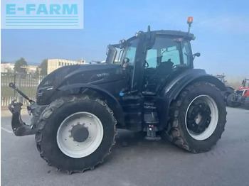 Traktor VALTRA T254