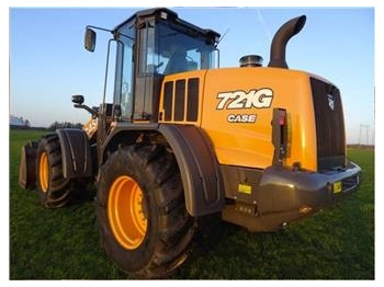 Utovarivač na kotačima CASE