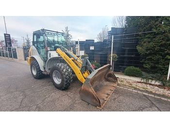 Utovarivač na kotačima KRAMER