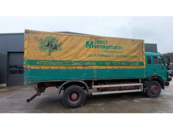 Kamion s ceradom MERCEDES-BENZ SK