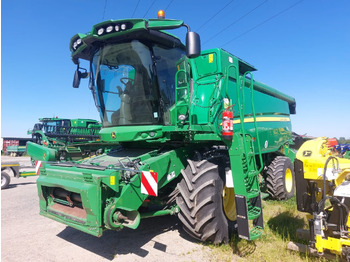 Kombajn za žetvu JOHN DEERE T550