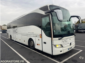 Turistički autobus