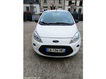 Automobil FORD
