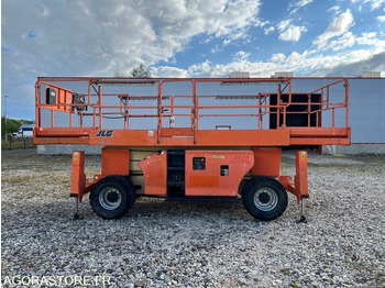 Škarasta podizna platforma JLG