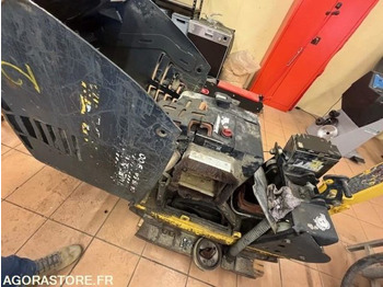 Vibro ploča LOT DE 2 PLAQUES BOMAG BPR 60/65D/E ET BPR45/55D 2019 ET 2022: slika Vibro ploča LOT DE 2 PLAQUES BOMAG BPR 60/65D/E ET BPR45/55D 2019 ET 2022 Vibro ploča LOT DE 2 PLAQUES BOMAG BPR 60/65D/E ET BPR45/55D 2019 ET 2022: slika Vibro ploča LOT DE 2 PLAQUES BOMAG BPR 60/65D/E ET BPR45/55D 2019 ET 2022