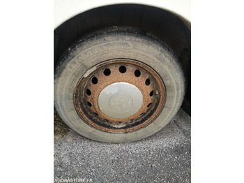 Dostavno vozilo hladnjača PEUGEOT FRIGORIFIQUE: slika Dostavno vozilo hladnjača PEUGEOT FRIGORIFIQUE