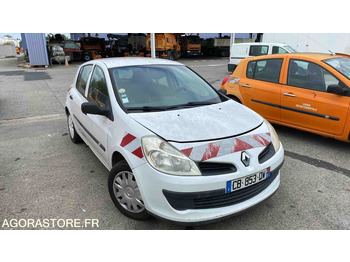 Automobil RENAULT