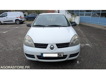 Automobil RENAULT