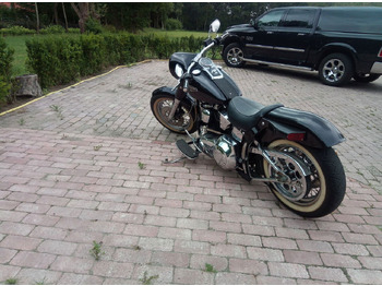 Motocikl HARLEY-DAVIDSON