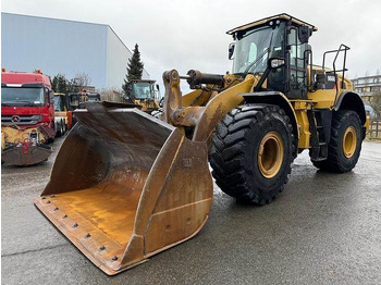 Utovarivač na kotačima CATERPILLAR 966M