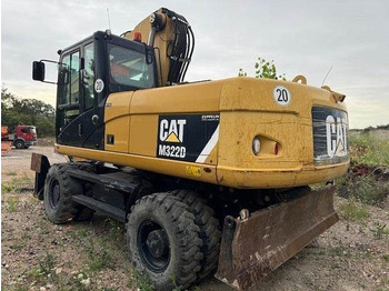Bager na kotačima CAT M 322 D: slika Bager na kotačima CAT M 322 D
