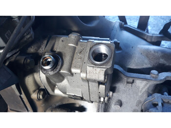 Servo pumpa upravljačkog mehanizma MERCEDES-BENZ