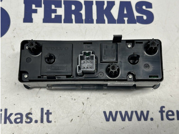 Ploča s instrumentima za Kamion Volvo radio switch control panel: slika Ploča s instrumentima za Kamion Volvo radio switch control panel Ploča s instrumentima za Kamion Volvo radio switch control panel: slika Ploča s instrumentima za Kamion Volvo radio switch control panel